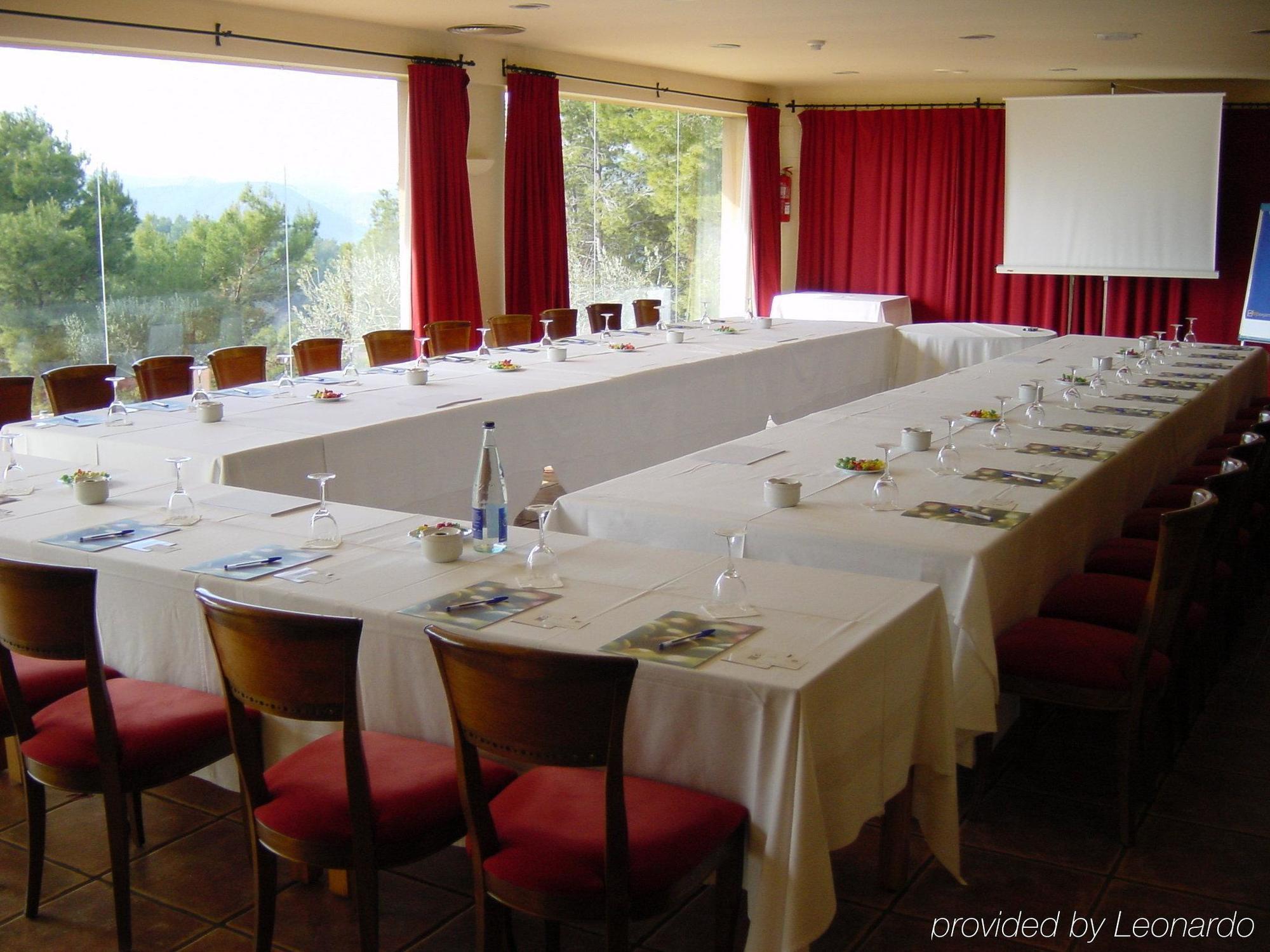 Hotel Golf Can Rafel Corbera de Llobregat Udogodnienia zdjęcie