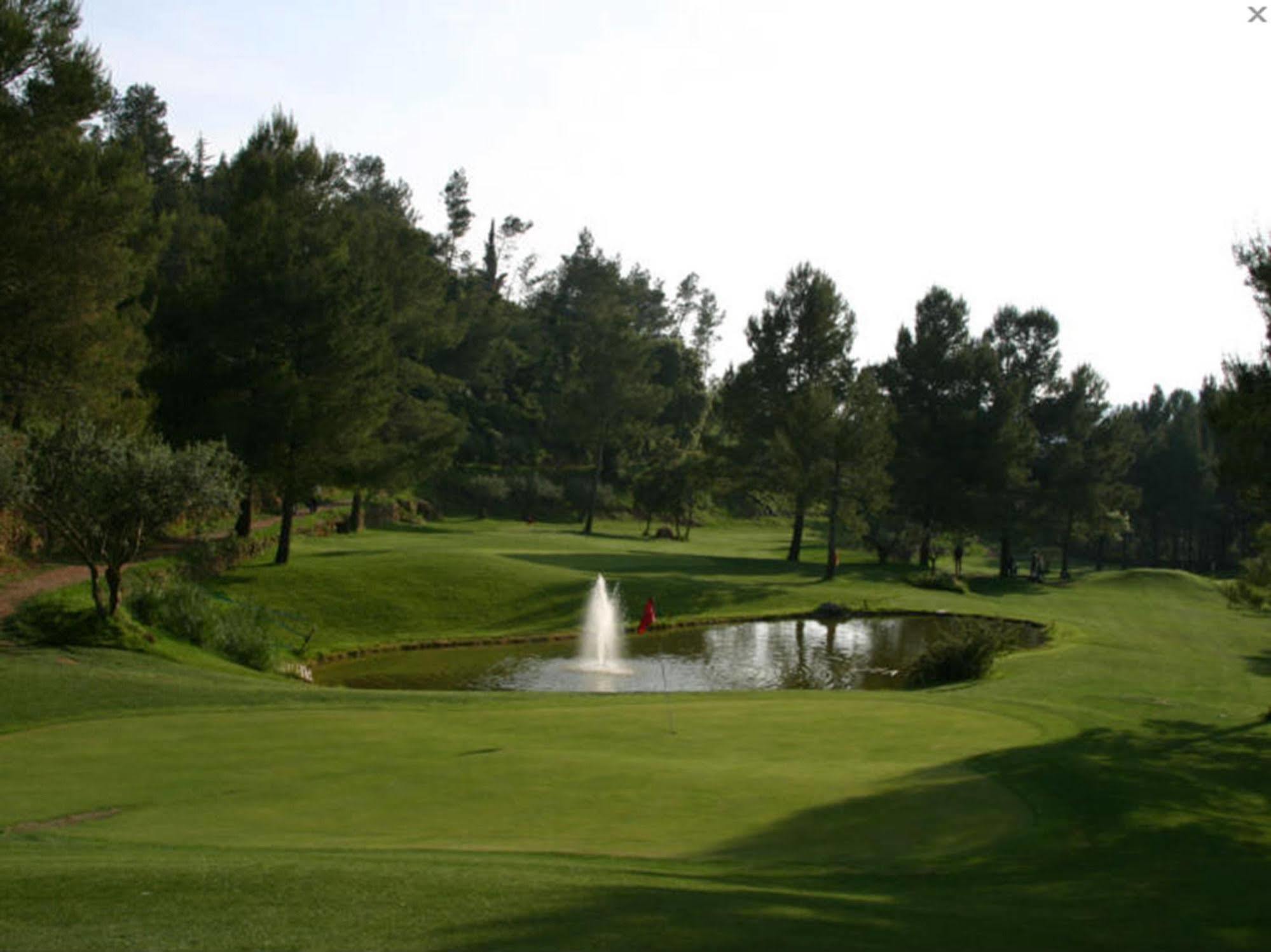 Hotel Golf Can Rafel Corbera de Llobregat Zewnętrze zdjęcie